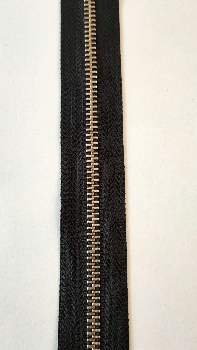 Ritsband zwart metaal 5mm